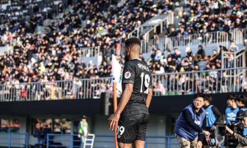 Mathias Coureur, le globe-trotteur du football