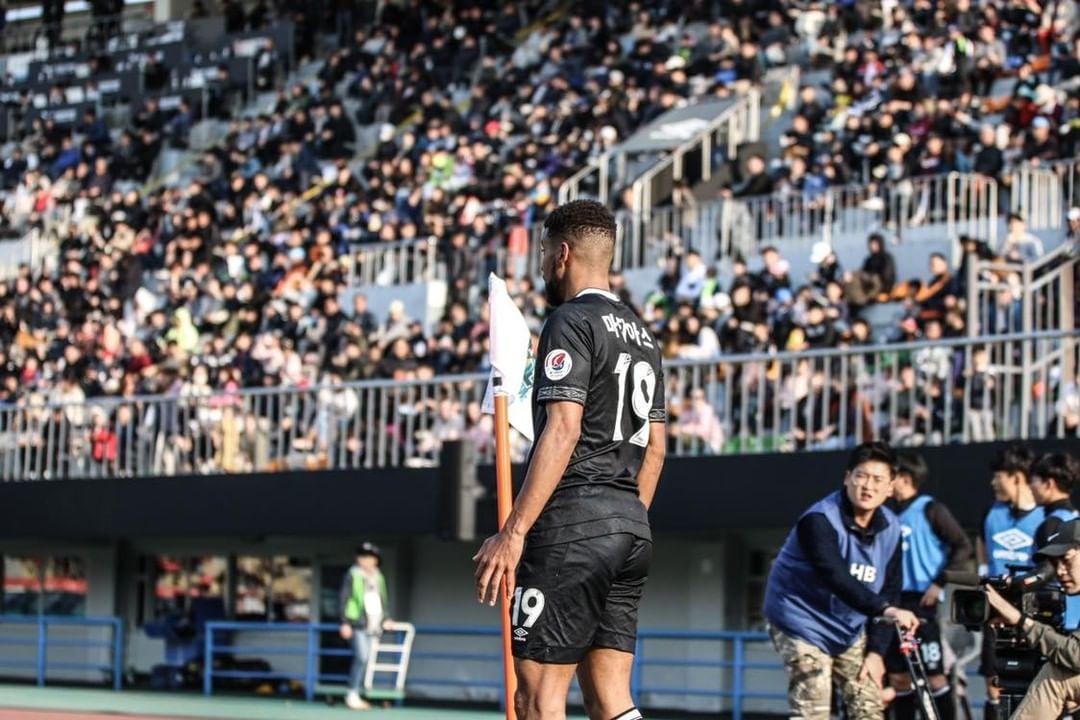 Mathias Coureur, le globe-trotteur du football