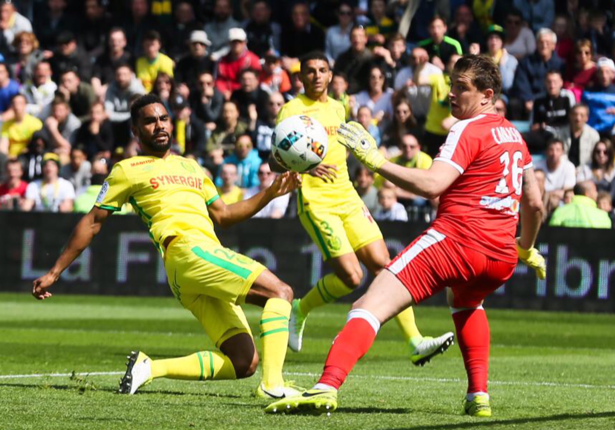 Coup d&rsquo;œil sur les anciens Nantais : Koffi Djidji auteur d’un but somptueux