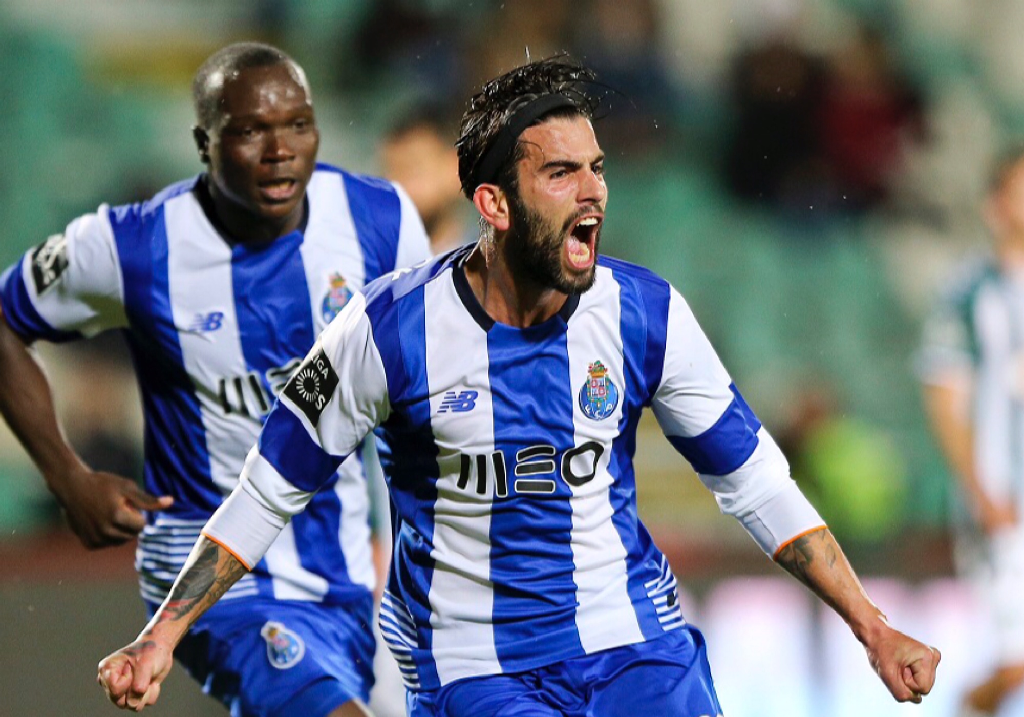 Anciens Nantais : Oliveira délivre Porto