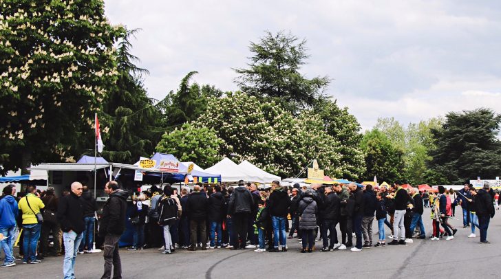 L’odeur des frites et la saveur de l’Orangina