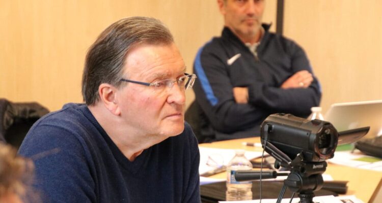 Lionel Bellenger : « Le sommet de la communication, c’est la causerie d’avant match »