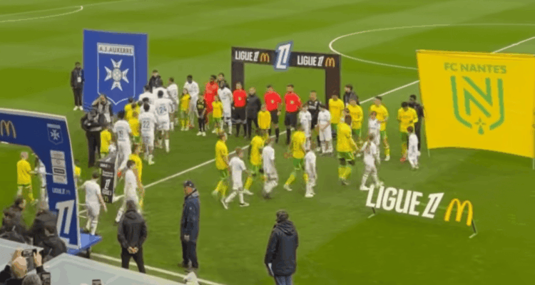 AJA-FCN (0-0) : deux points de plus en moins